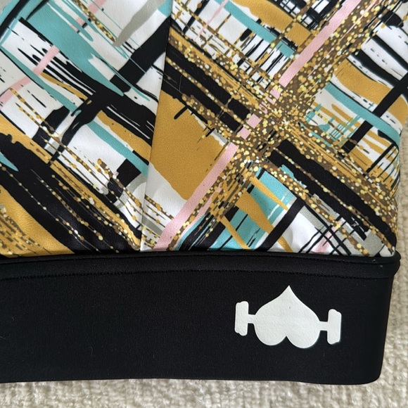 ||—🖤—|| LIMITED EDITION WOD BOTTOM SPORTS BRA - Picture 2 of 5